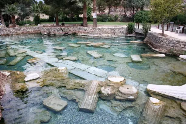 Baños de Cleopatra (Piscina Sagrada de Hierápolis)